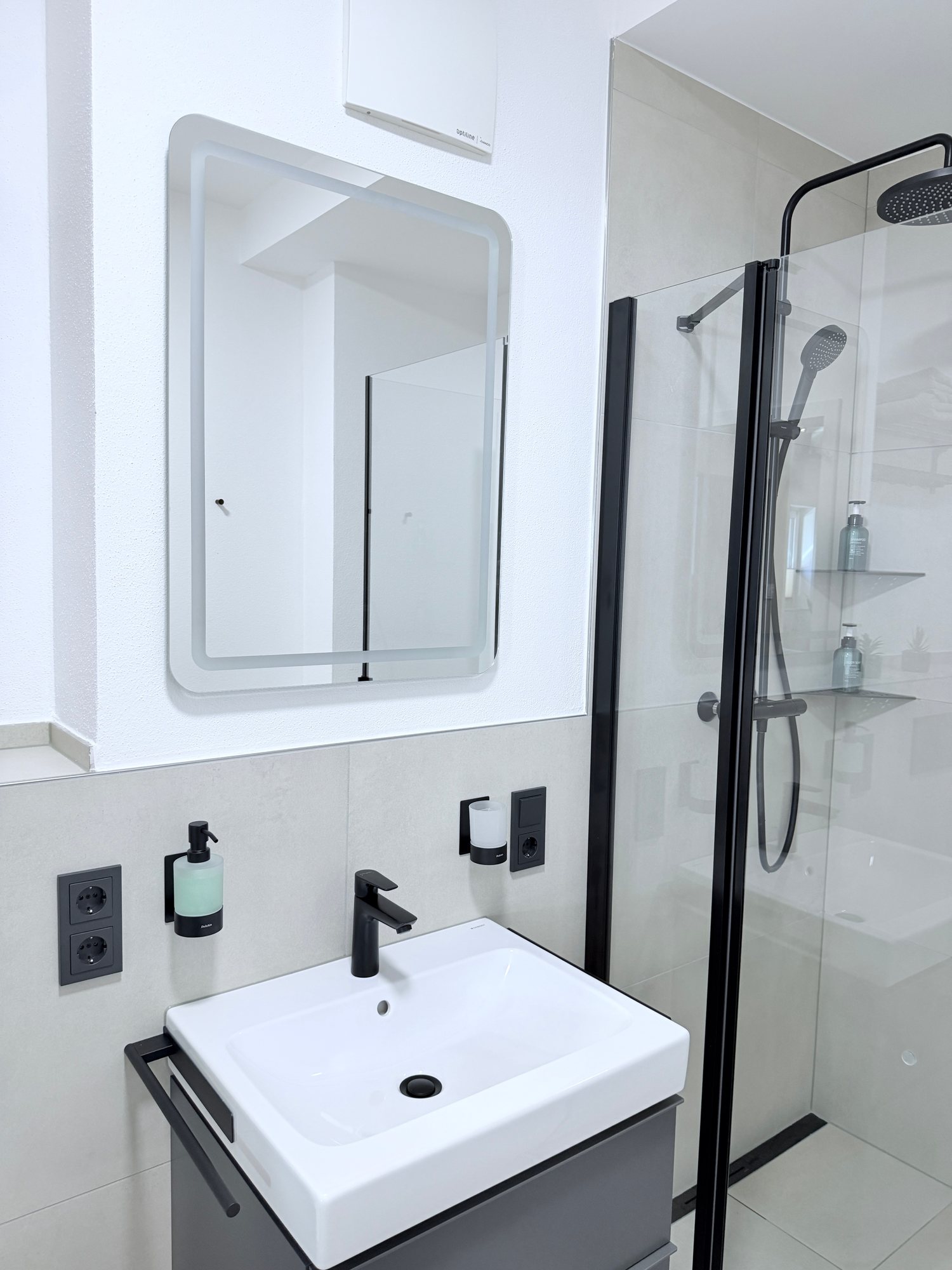 Apartment 1 Kordel – Waschtisch und Dusche
