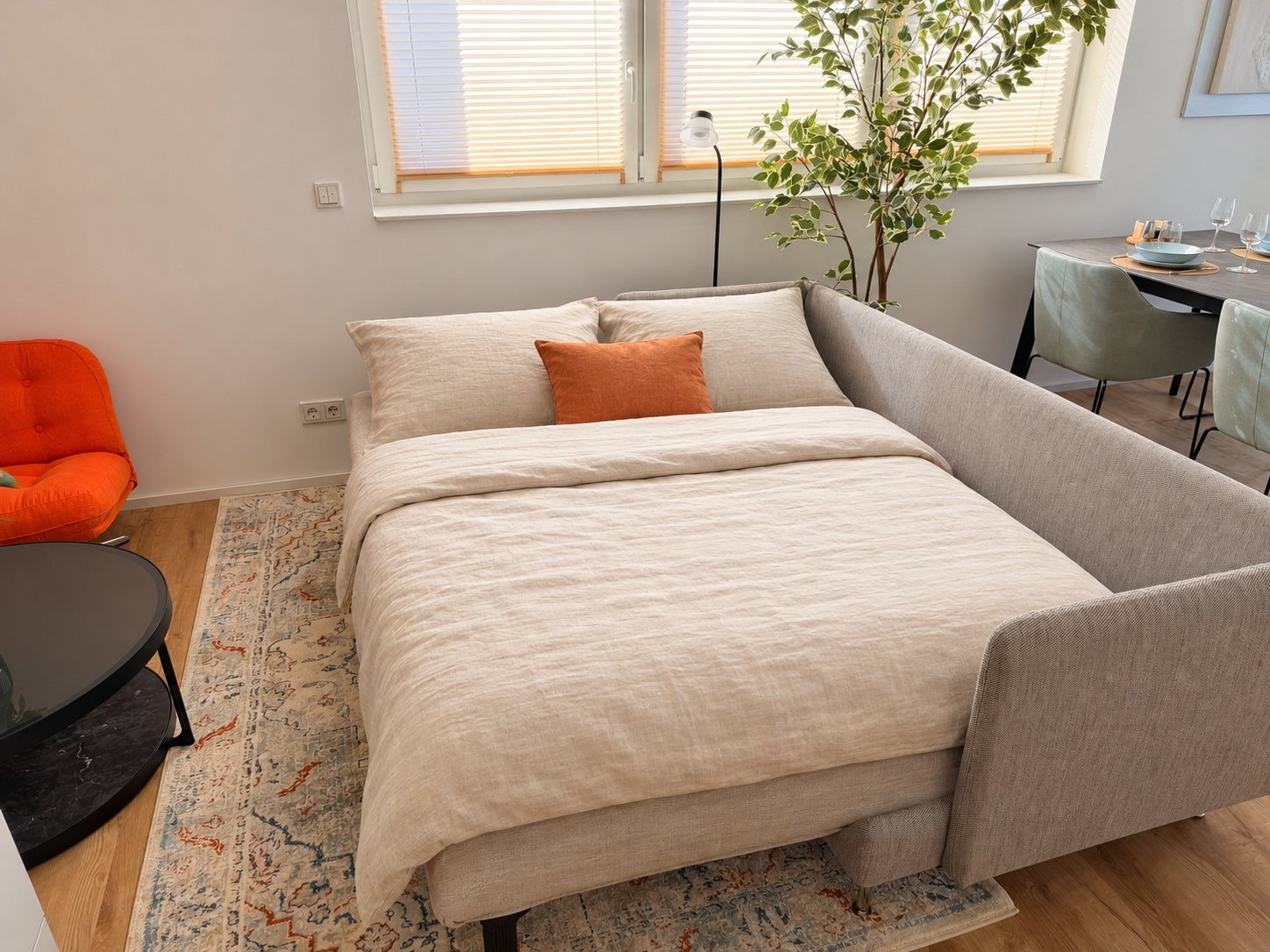 Apartment 5 Kordel – Schlafsofa ausgezogen und bezogen
