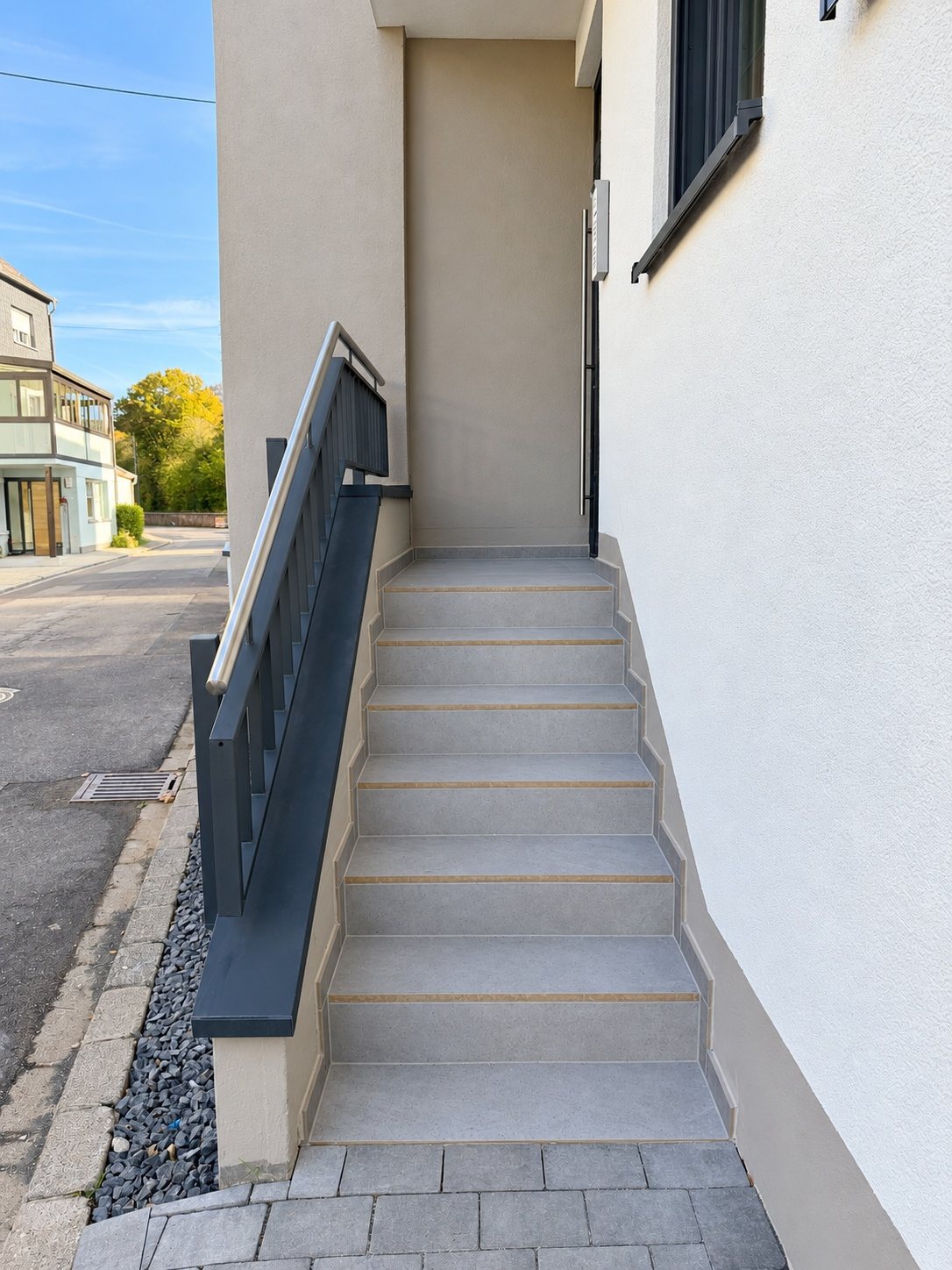 Apartment 2 Kordel – Treppe zum Hauseingang