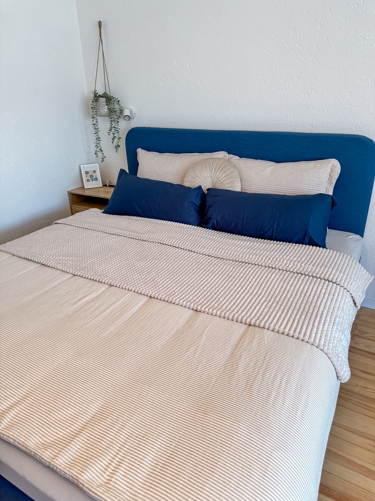 Saar Home – Wohn-/Schlafzimmer